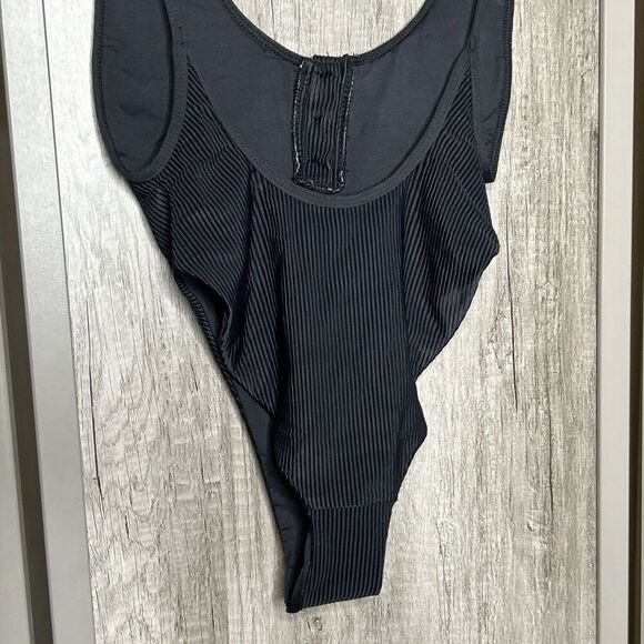 Frankies Bikinis Cheeky High Cut One Piece Swimsuit Ribbed Black Color Size XS - Picture 7 of 12